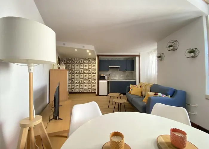 Edificio El Moderno Puerta Del Sol