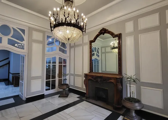 Edificio El Moderno Puerta Del Sol